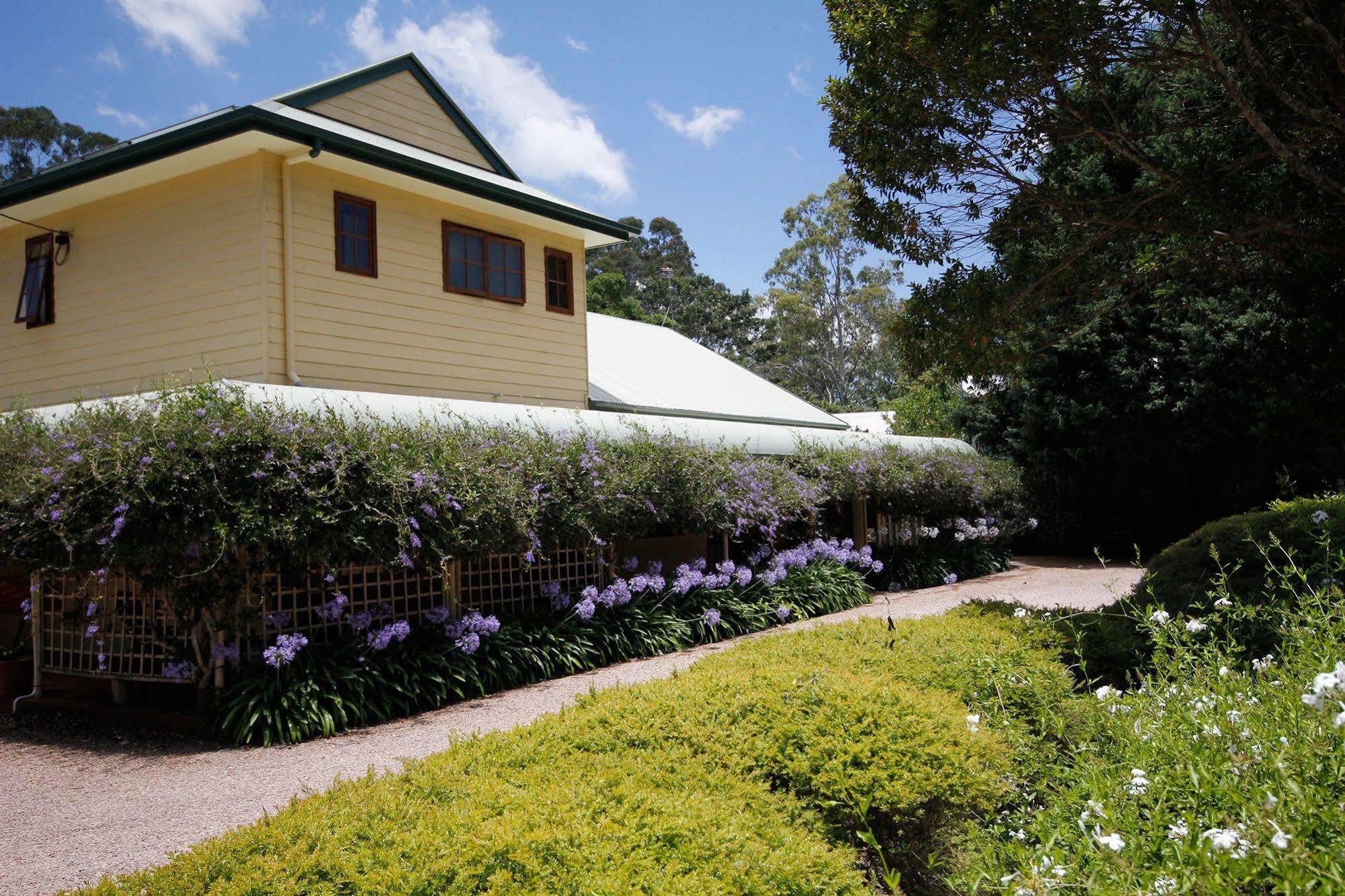 Bendles Cottages Maleny Exterior photo