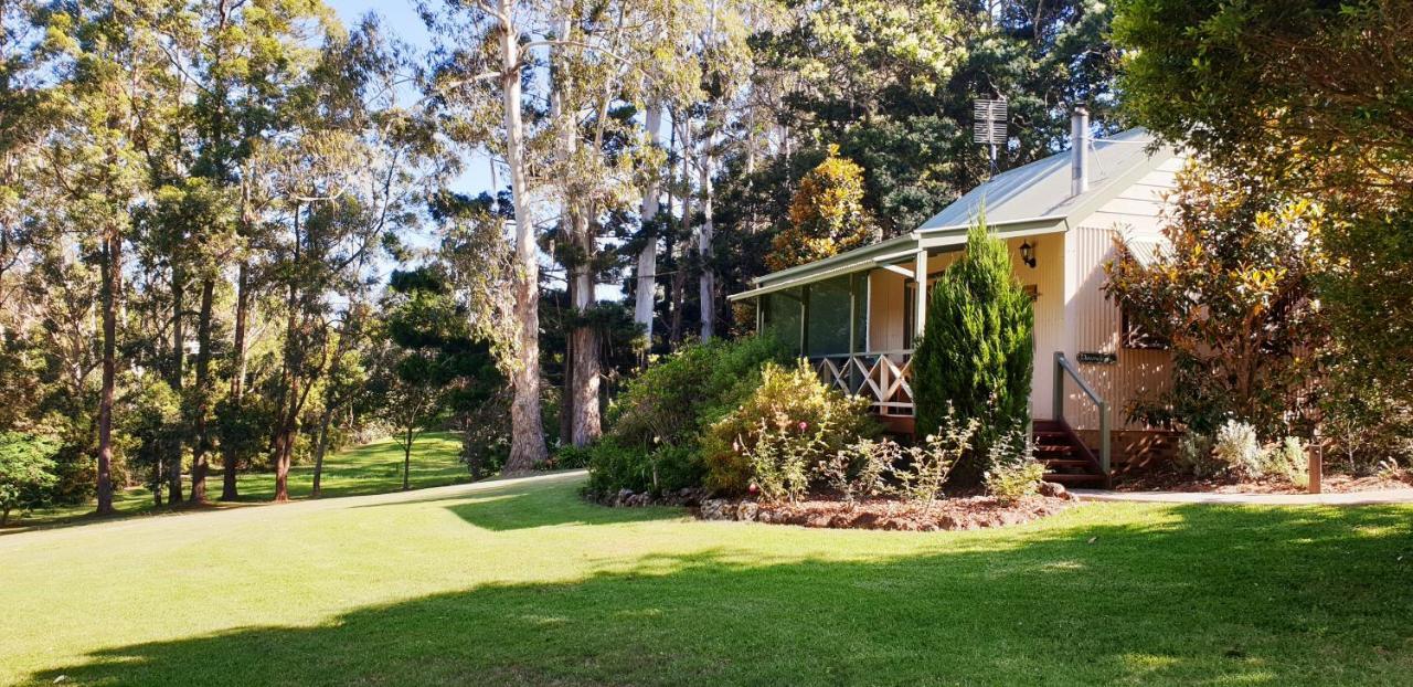 Bendles Cottages Maleny Exterior photo